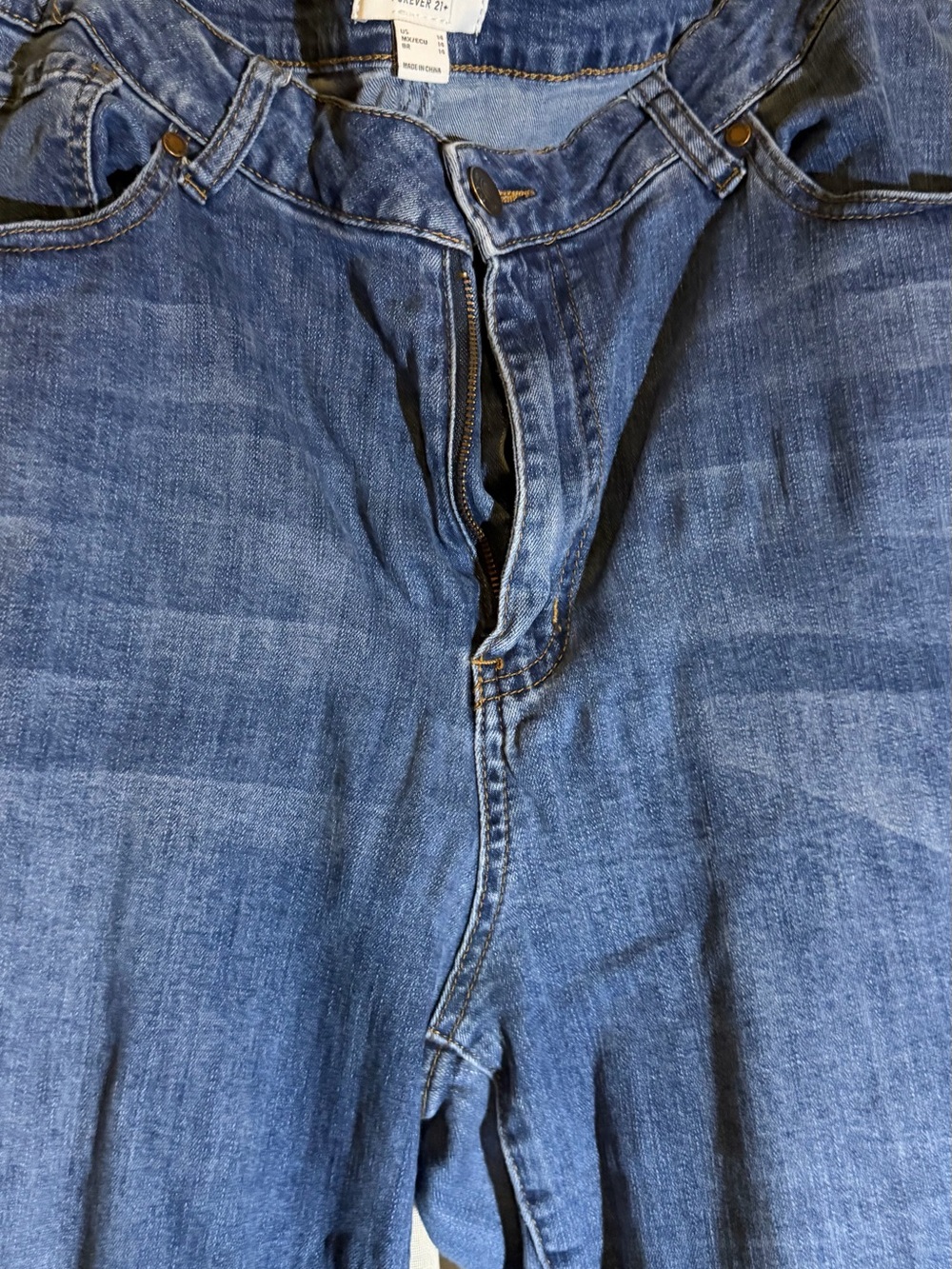 Forever 21 Blue High-Rise Women's Jeans - Picture 2 of 5